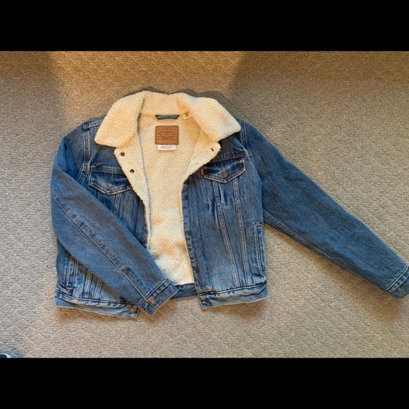 Levi’s women’s original Sherpa trucker jacket large - Picture 2 of 6